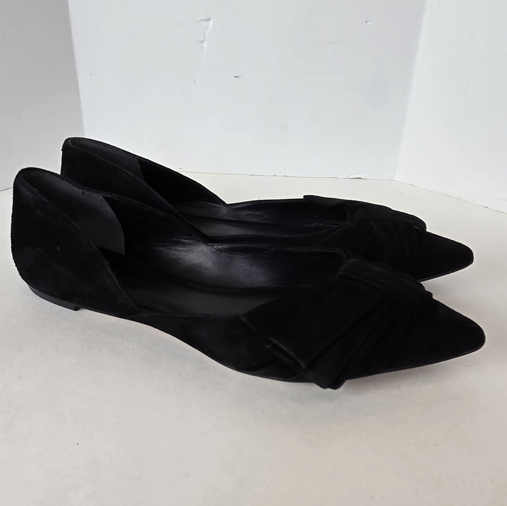 Sigerson Morrison Black Flats with Pointed Toe and Soft Suede Leather